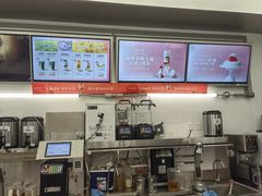 -沪上阿姨·臻选茶饮(上海环球港店)