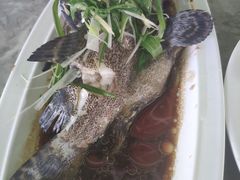 -四川小胡子海鲜(丁村万人海鲜广场店)