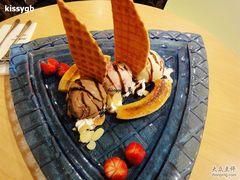 爱琴海之舟-哈根达斯(青岛海信店)