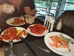 -乐咖啡西餐厅(太湖皇冠假日酒店)