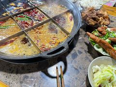 -正南齊北重庆老火锅(光华村直营店)