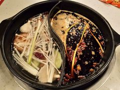 -钢管厂五区小郡肝串串香(奥克斯广场锦城万达店)