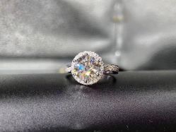 -Zbird钻石小鸟·钻戒婚戒定制高端珠宝私人定制中心