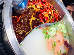 -屋头串串(临江路店)