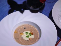 奶油蘑菇汤-弦月窗LUNETTE BY AMANDA(复兴路店)