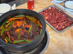 -沈记酸菜牛肉火锅店(九号路店)