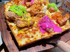 -Dragon Pizza•圆脸龙披萨·牛排餐厅