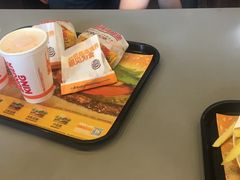 -HIGH FIVE哈福手工汉堡(桂林路店)