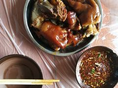 -王万妈卤猪脚(青岩交通路)