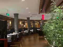 大堂-八府香鸭·啫啫煲(华山路店)