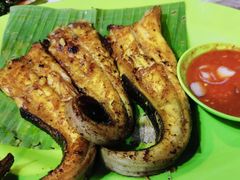 -明记烧鱼美味店