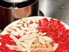 潮牛六拼-潮界(虹桥新天地店)