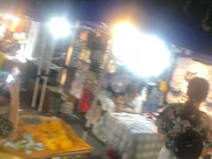 -吴山路夜市