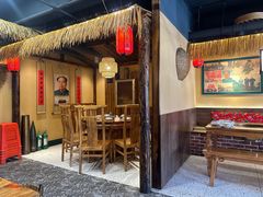 -晨皓祥人民公社铁锅炖菜(西华苑店)