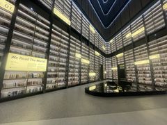 -上海虹桥中心爱琴海亚朵S酒店