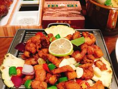 -老滇山寨•云南特色菜•地方菜•民族风情歌舞表演(金碧店)