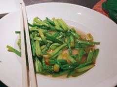 -吴越荣记苏州菜·松鼠桂鱼100%活鱼现做(斜塘老街店)