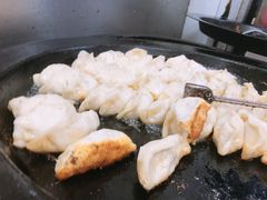 -黄阿姨锅贴大王(万航渡路店)