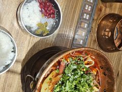 -成都你六姐·牛肉冒菜(上海环宇荟店)