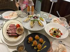 -MONICH牛排融合餐厅(和义大道购物中心店)