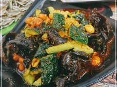 -兄弟小串(华新·名筑店)