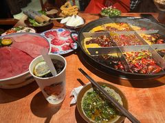 -周小明火锅(黑金冠社区店)