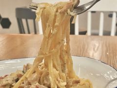 奶油培根意面-HELLO 27 意面·沙拉·帕尼尼