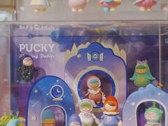 -泡泡玛特POPMART(国金街店)