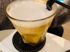 黄金拿铁-PAUL LAFAYET 法式甜品(港汇广场店)
