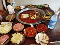 -黄潇洒老火锅(九眼桥宏济巷店)