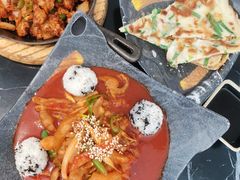 火辣无骨鸡爪-HONGA HONGA雄家(曹路店)