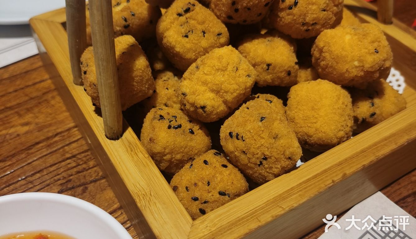 不紧需要扫码，还需要登记，还有脆豆腐，也是每次必点