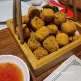 不紧需要扫码，还需要登记，还有脆豆腐，也是每次必点