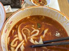 -初晋·山西地道刀削面.晋北莜面香(星耀城店)