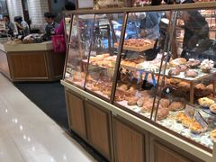 面包甜点陈列柜-山崎面包(静安久光店)