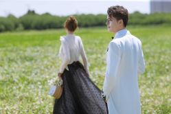 -上花轿婚纱摄影