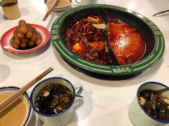 番茄鸳鸯锅底-有拈头成都市井火锅(老门东店)