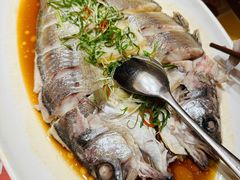 自晾风肉蒸海鲈鱼-淮扬厨子(健康路店)