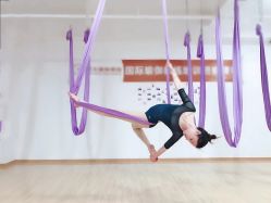 -亚太瑜伽普拉提学院