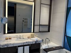 -上海前滩香格里拉大酒店