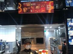 -麦当劳(中山公园龙之梦店)