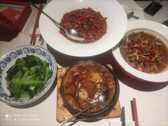 -千百味红餐厅·江西菜(绿地双子塔店)