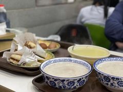 -穆得·老周家牛肉烧饼(普利街店)