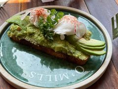 牛油果温泉蛋吐司-O'mills Sourdough Bakery&Bistro(永嘉路店)