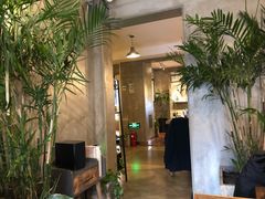 -HIGH FIVE哈福手工汉堡(桂林路店)