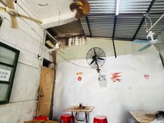 -海口滨海新村143号海南老字号炒菜店