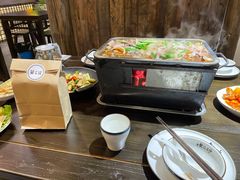-聚汇三少·龙虾·中餐厅(莫邪路新天地店)