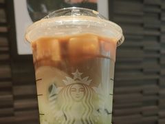 -星巴克臻选(南京金茂览秀城店)