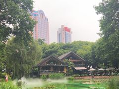 -静安公园(静安寺街道)