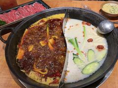 -周小明火锅(黑金冠社区店)